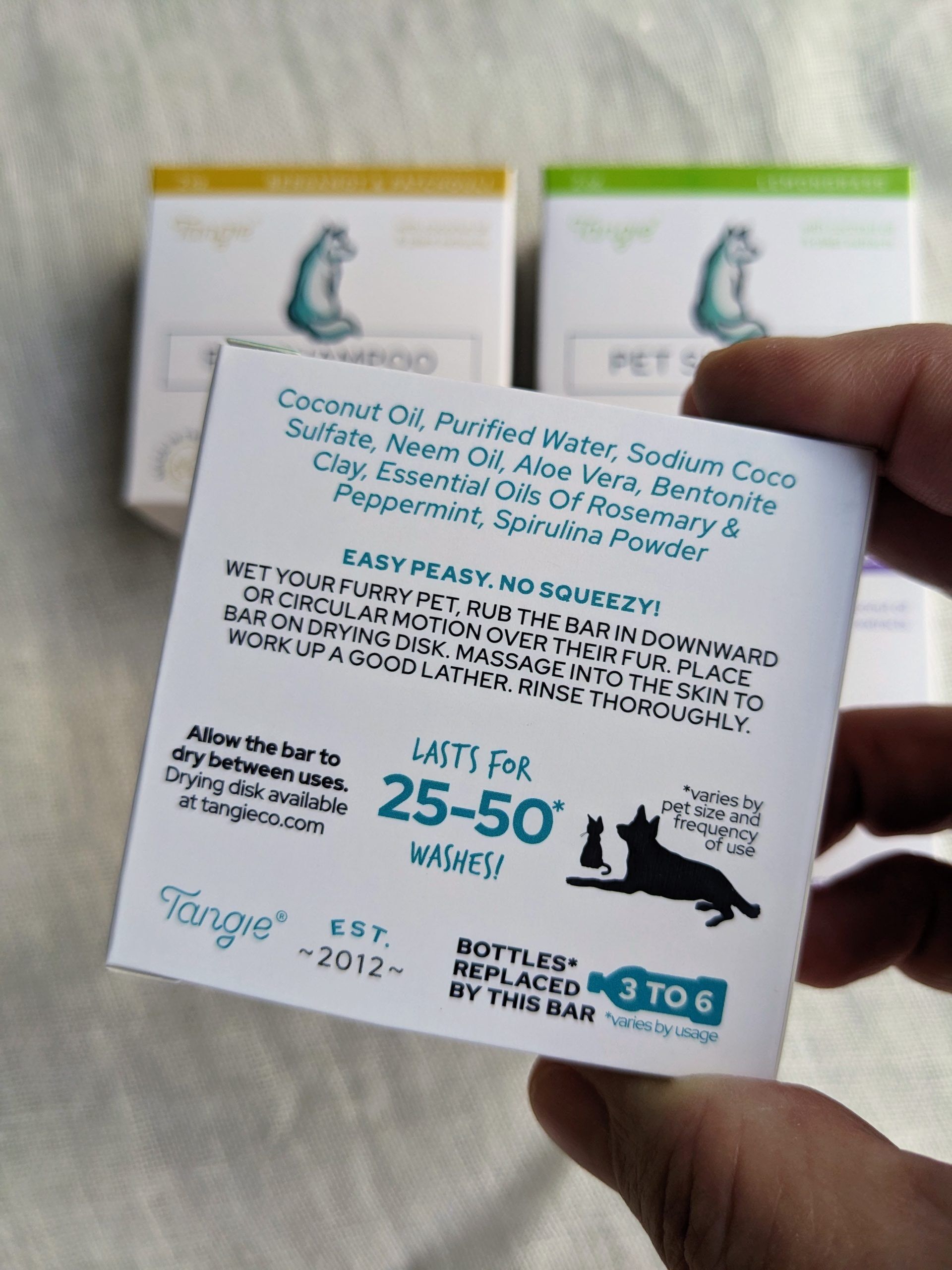 Rosemary mint pet shampoo bar by Tangie, revitalizing and gentle, ideal for irritated skin with spirulina powder.